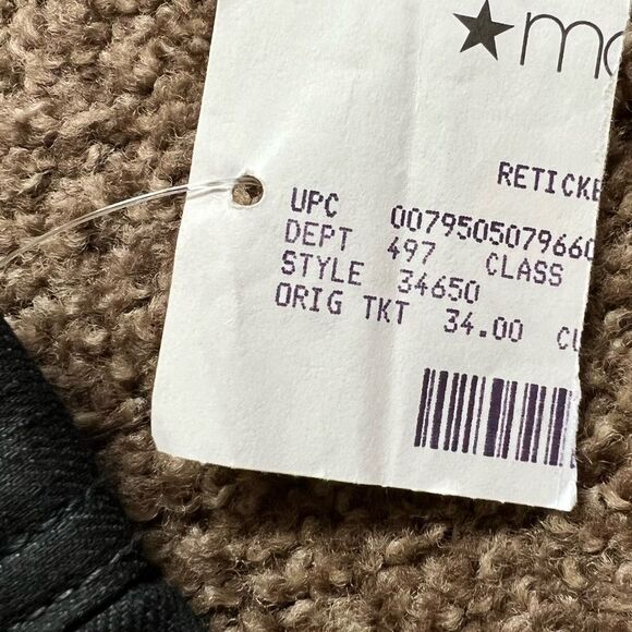 😊3/$30 Boys Sz 8 Calvin Klein Denim shorts NWT🏷 - Picture 8 of 8